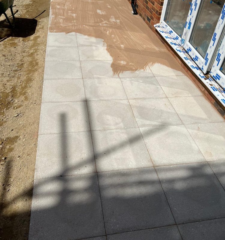 WhatsApp Image 2025-08-23 at 17.08.11 (1)