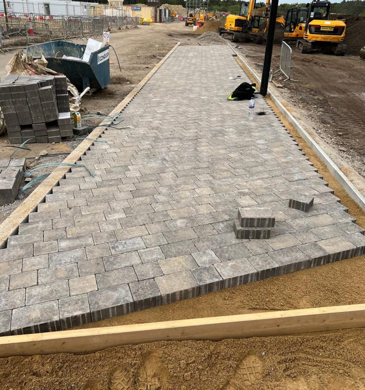 WhatsApp Image 2025-08-23 at 17.08.11 (2)